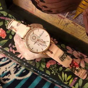 🌸5/$25🌸 Fulaida Faux Leather Dreamcatcher Watch